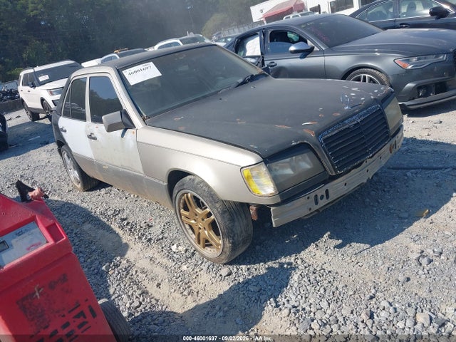 46001697 :رقم المزاد ، WDBEA32E8RC115016 vin ، 1994 Mercedes-benz E 320 مزاد بيع