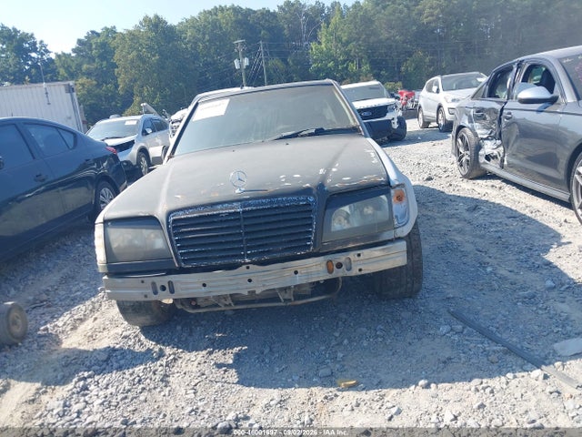46001697 :رقم المزاد ، WDBEA32E8RC115016 vin ، 1994 Mercedes-benz E 320 مزاد بيع