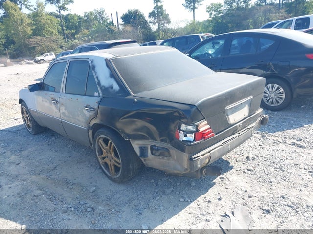 46001697 :رقم المزاد ، WDBEA32E8RC115016 vin ، 1994 Mercedes-benz E 320 مزاد بيع