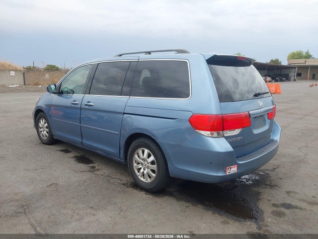 46001724 :رقم المزاد ، 5FNRL38628B026590 vin ، 2008 Honda Odyssey Ex-l مزاد بيع
