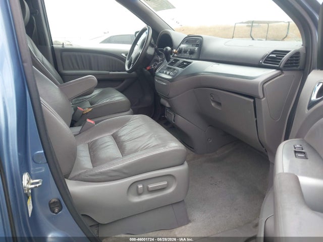 46001724 :رقم المزاد ، 5FNRL38628B026590 vin ، 2008 Honda Odyssey Ex-l مزاد بيع