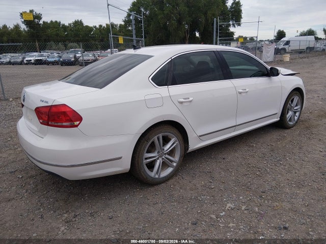 46001780 :رقم المزاد ، 1VWCV7A33FC074419 vin ، 2015 Volkswagen Passat 2.0l Tdi Sel Premium مزاد بيع
