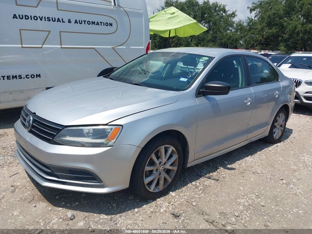 2015 Volkswagen Jetta 1.8t Se მანქანა იყიდება აუქციონზე, vin: 3VWD17AJ0FM330559, აუქციონის ნომერი: 46001808