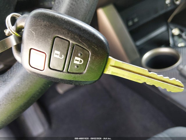 Продажа на аукционе авто 2015 Toyota Rav4 Le, vin: 2T3BFREV6FW339804, номер лота: 46001825
