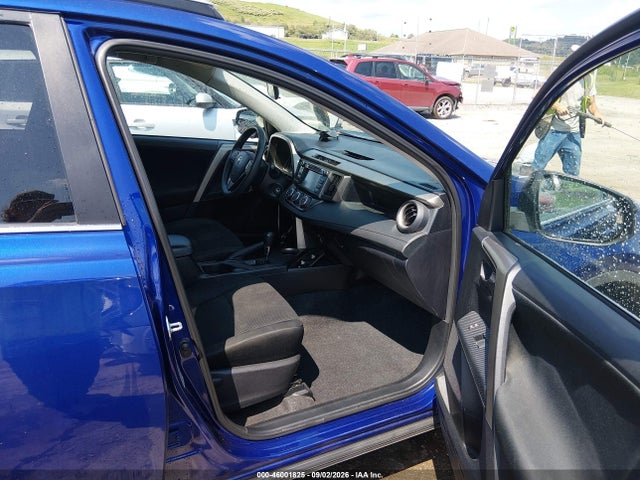 Продажа на аукционе авто 2015 Toyota Rav4 Le, vin: 2T3BFREV6FW339804, номер лота: 46001825