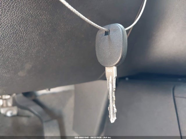 46001840 :رقم المزاد ، 1GKFC13J37R136113 vin ، 2007 Gmc Yukon Sle مزاد بيع