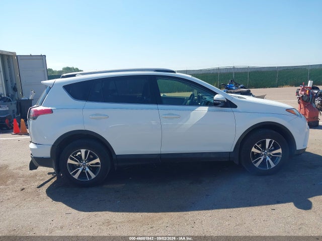 2017 Toyota Rav4 Xle მანქანა იყიდება აუქციონზე, vin: JTMRFREV8HJ117359, აუქციონის ნომერი: 46001842