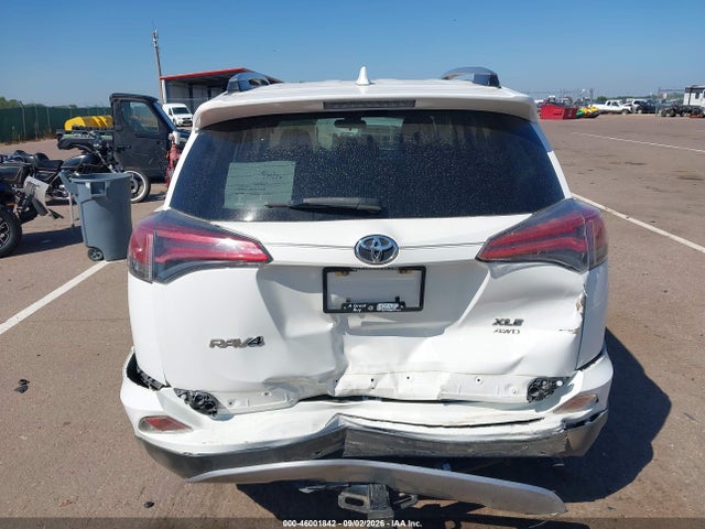2017 Toyota Rav4 Xle მანქანა იყიდება აუქციონზე, vin: JTMRFREV8HJ117359, აუქციონის ნომერი: 46001842