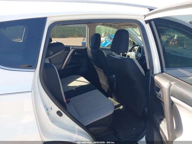2017 Toyota Rav4 Xle მანქანა იყიდება აუქციონზე, vin: JTMRFREV8HJ117359, აუქციონის ნომერი: 46001842