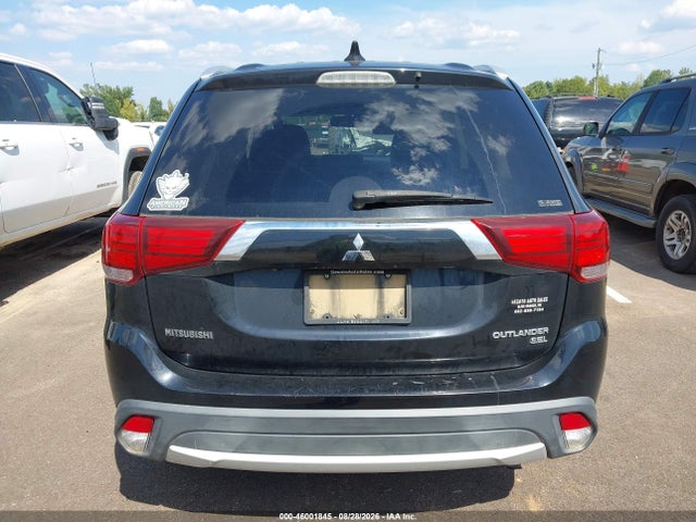 Продаж на аукціоні авто 2018 Mitsubishi Outlander Sel, vin: JA4AZ3A36JZ056911, номер лоту: 46001845