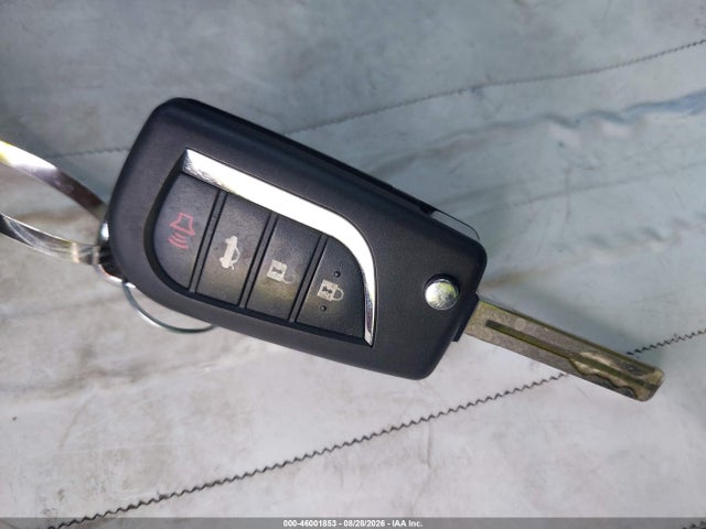 2022 Toyota Corolla Le მანქანა იყიდება აუქციონზე, vin: 5YFEPMAE2NP301482, აუქციონის ნომერი: 46001853
