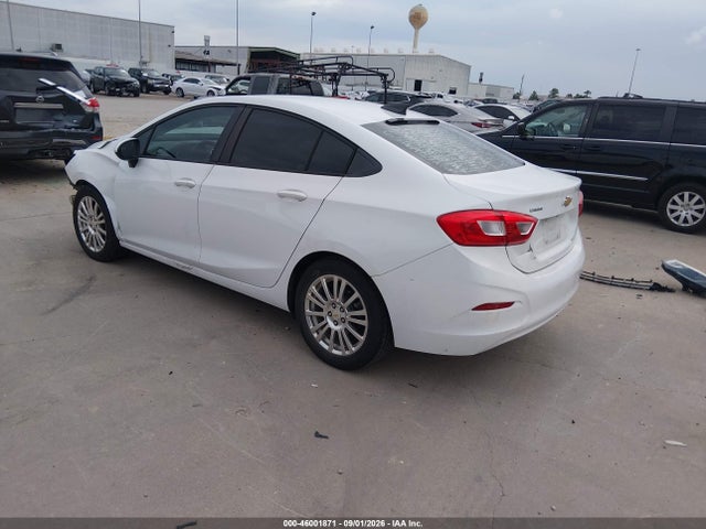46001871 :رقم المزاد ، 1G1BC5SM4H7222338 vin ، 2017 Chevrolet Cruze Ls Auto مزاد بيع