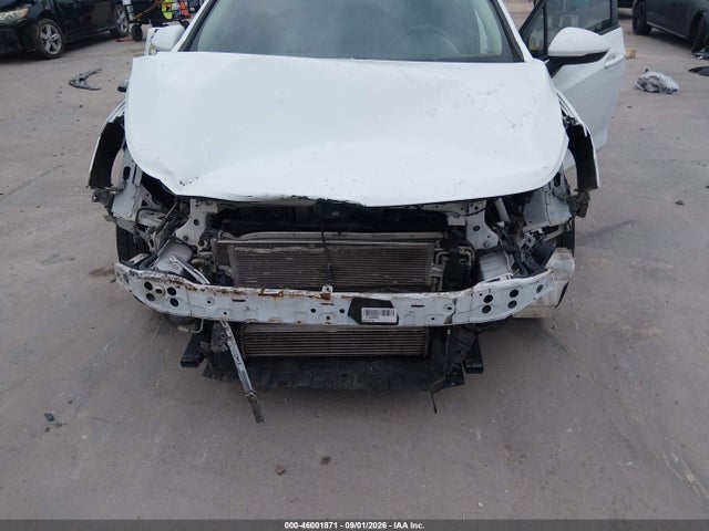46001871 :رقم المزاد ، 1G1BC5SM4H7222338 vin ، 2017 Chevrolet Cruze Ls Auto مزاد بيع