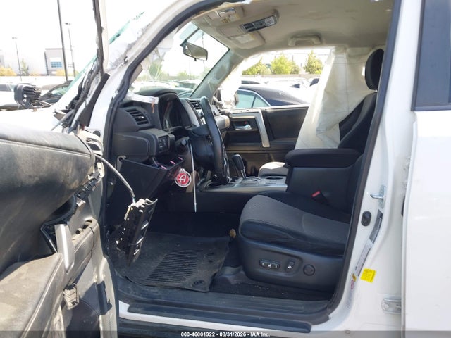 Toyota 4RUNNER SR5 2015 JTEBU5JR0F5269338 Image 5