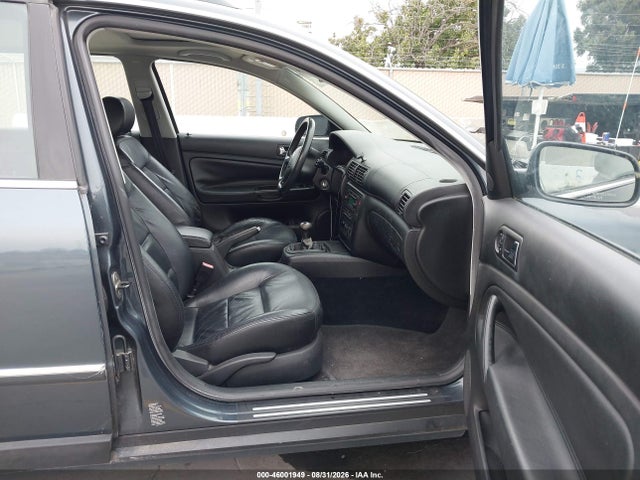 2004 Volkswagen Passat Gls მანქანა იყიდება აუქციონზე, vin: WVWVD63B84E077332, აუქციონის ნომერი: 46001949