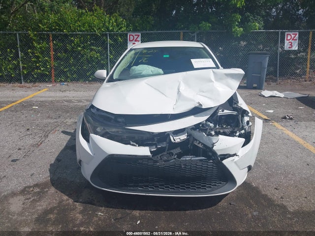2022 Toyota Corolla Le მანქანა იყიდება აუქციონზე, vin: 5YFEPMAE9NP388152, აუქციონის ნომერი: 46001952