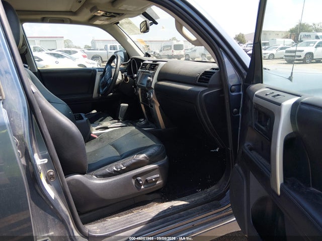 2010 Toyota 4runner Limited V6 მანქანა იყიდება აუქციონზე, vin: JTEBU5JR9A5013479, აუქციონის ნომერი: 46001968