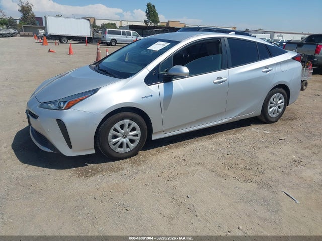 Toyota Prius Le 2019 JTDKARFUXK3094023 Image 2