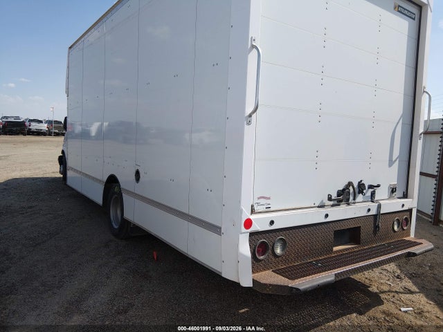46001991 :رقم المزاد ، 1HA6GVC78MN011716 vin ، 2021 Chevrolet Express Cutaway 4500 Van مزاد بيع