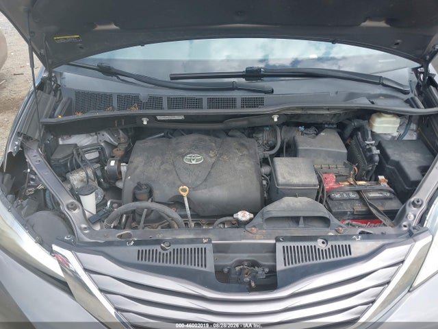 Продаж на аукціоні авто 2017 Toyota Sienna Le 8 Passenger, vin: 5TDKZ3DC1HS789322, номер лоту: 46002019