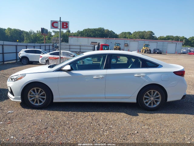 Hyundai SONATA ECO 2018 5NPE24AA2JH682866 Image 19