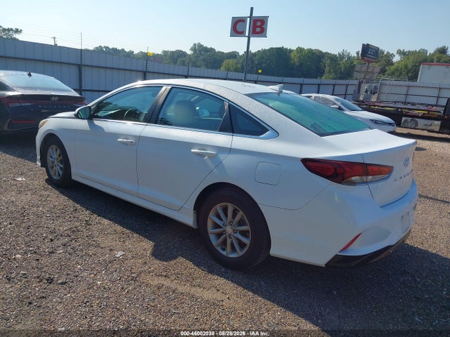 Hyundai SONATA ECO 2018 5NPE24AA2JH682866 Image 3