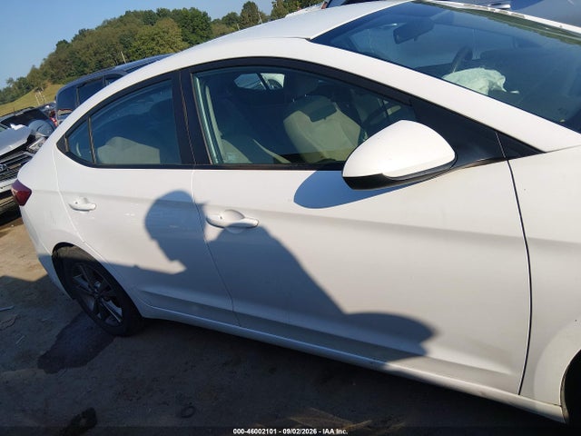 Продаж на аукціоні авто 2017 Hyundai Elantra Se, vin: 5NPD84LF9HH123828, номер лоту: 46002101