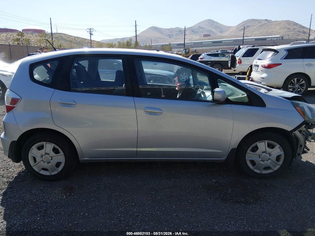 46002103 :رقم المزاد ، JHMGE8H34CC018791 vin ، 2012 Honda Fit مزاد بيع