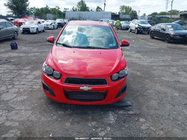 Chevrolet Sonic Lt Auto 2015 1G1JC6SB1F4151243 Image 12