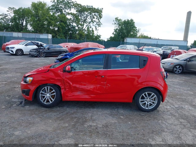 Chevrolet Sonic Lt Auto 2015 1G1JC6SB1F4151243 Image 14