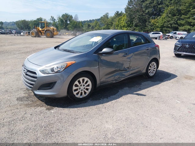 2016 Hyundai Elantra Gt მანქანა იყიდება აუქციონზე, vin: KMHD35LH4GU305958, აუქციონის ნომერი: 46002203