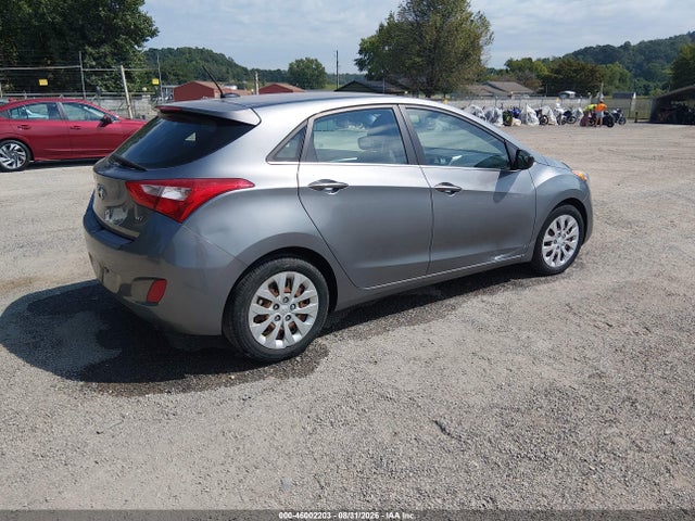 2016 Hyundai Elantra Gt მანქანა იყიდება აუქციონზე, vin: KMHD35LH4GU305958, აუქციონის ნომერი: 46002203