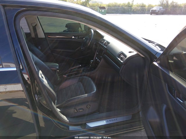 2014 Volkswagen Passat 2.0l Tdi Sel Premium მანქანა იყიდება აუქციონზე, vin: 1VWCN7A36EC009756, აუქციონის ნომერი: 46002233