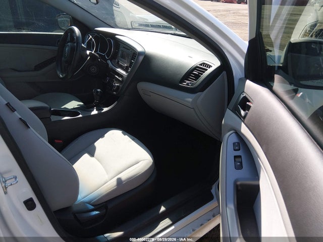 5XXGM4A77FG410176 KIA Optima Lx