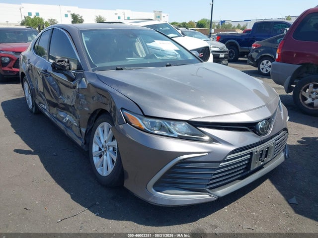 46002281 :رقم المزاد ، 4T1C11AK4PU100844 vin ، 2023 Toyota Camry Le مزاد بيع
