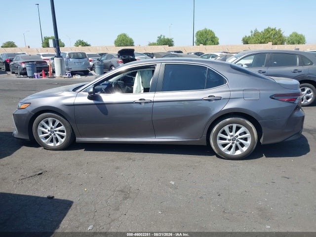 46002281 :رقم المزاد ، 4T1C11AK4PU100844 vin ، 2023 Toyota Camry Le مزاد بيع