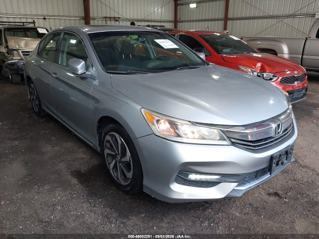 46002291 :رقم المزاد ، 1HGCR2F7XHA157335 vin ، 2017 Honda Accord Ex مزاد بيع