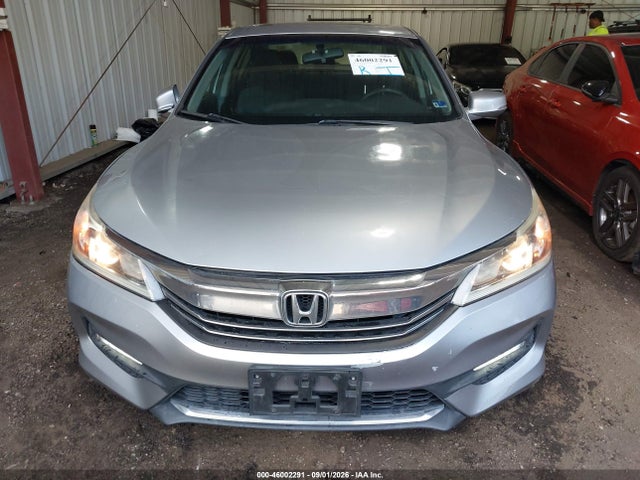 46002291 :رقم المزاد ، 1HGCR2F7XHA157335 vin ، 2017 Honda Accord Ex مزاد بيع