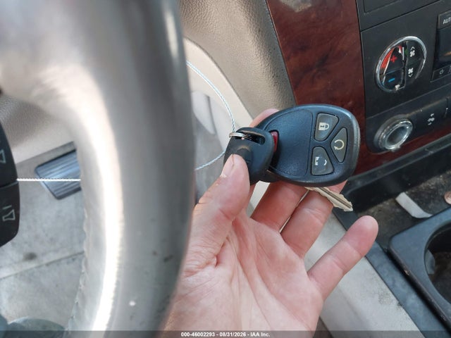 46002293 :رقم المزاد ، 3GNVKFE0XAG157051 vin ، 2010 Chevrolet Avalanche 1500 Lt1 مزاد بيع