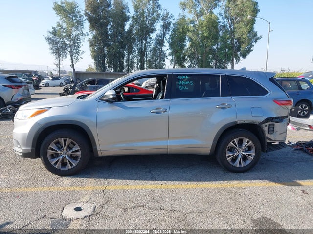 Toyota Highlander Le Plus V6 2016 5TDZKRFH1GS164285 Image 15