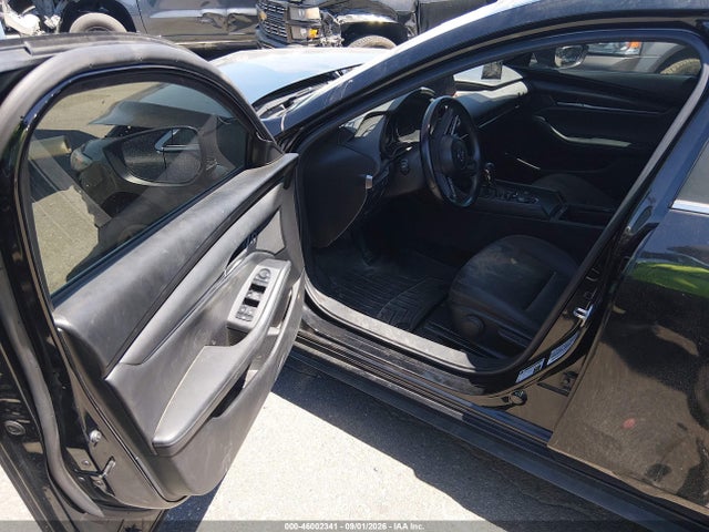 Продаж на аукціоні авто 2021 Mazda Mazda3 Select, vin: JM1BPAKL2M1338890, номер лоту: 46002341