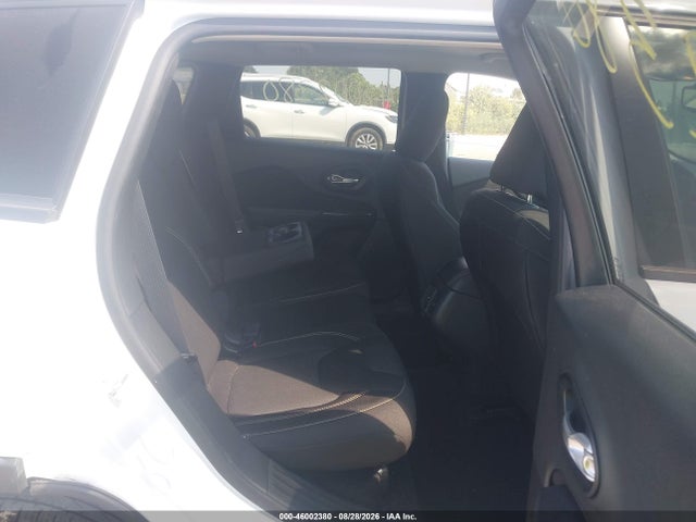 2015 Jeep Cherokee Latitude Altitude მანქანა იყიდება აუქციონზე, vin: 1C4PJMCS4FW756047, აუქციონის ნომერი: 46002380