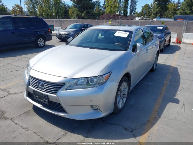 46002404 :رقم المزاد ، JTHBW1GG4F2090734 vin ، 2015 Lexus Es 300h مزاد بيع
