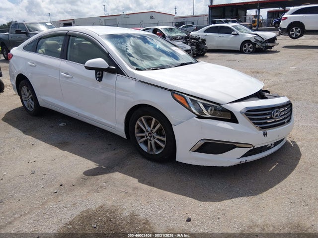 46002408 :رقم المزاد ، 5NPE24AF3HH501098 vin ، 2017 Hyundai Sonata Se مزاد بيع