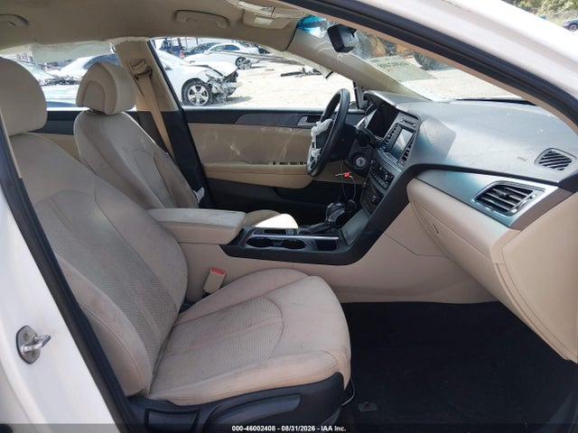 46002408 :رقم المزاد ، 5NPE24AF3HH501098 vin ، 2017 Hyundai Sonata Se مزاد بيع