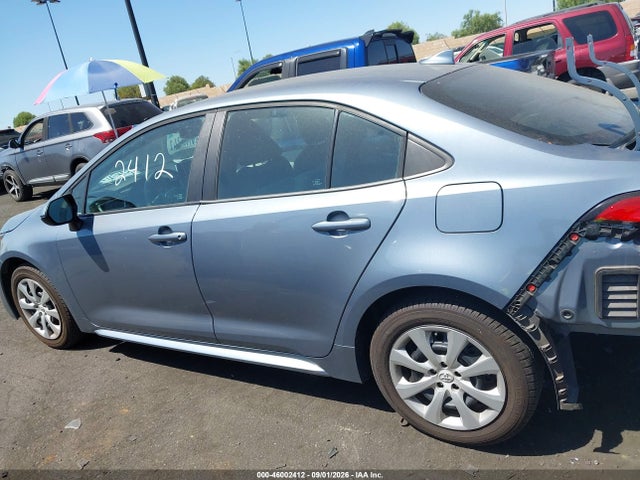 2021 Toyota Corolla Le მანქანა იყიდება აუქციონზე, vin: 5YFEPMAEXMP212175, აუქციონის ნომერი: 46002412