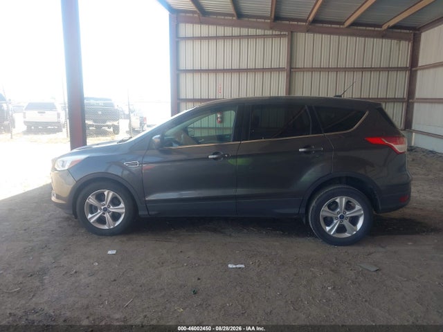 46002450 :رقم المزاد ، 1FMCU0GX7GUB41277 vin ، 2016 Ford Escape Se مزاد بيع