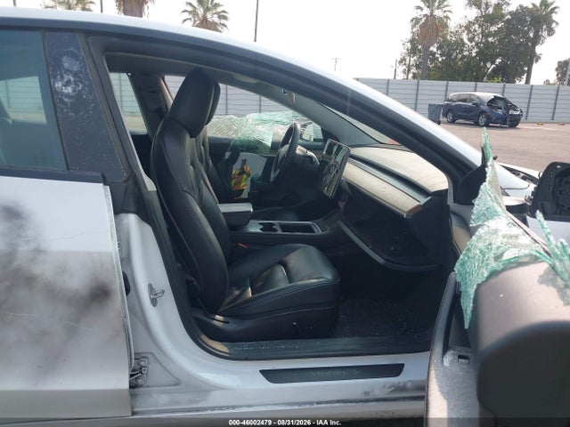 Tesla Model 3 Rear-wheel Drive 2023 5YJ3E1EA4PF396905 Image 5