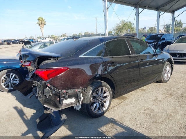 2019 Toyota Avalon Hybrid Xle მანქანა იყიდება აუქციონზე, vin: 4T1B21FBXKU002296, აუქციონის ნომერი: 46002489