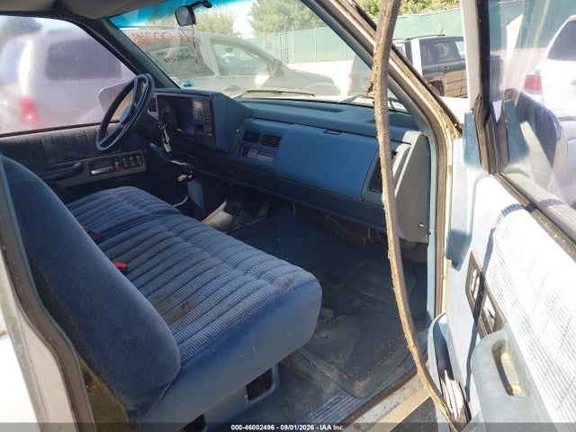 Продажа на аукционе авто 1991 Chevrolet Gmt-400 K1500, vin: 2GCEK19K3M1108603, номер лота: 46002496